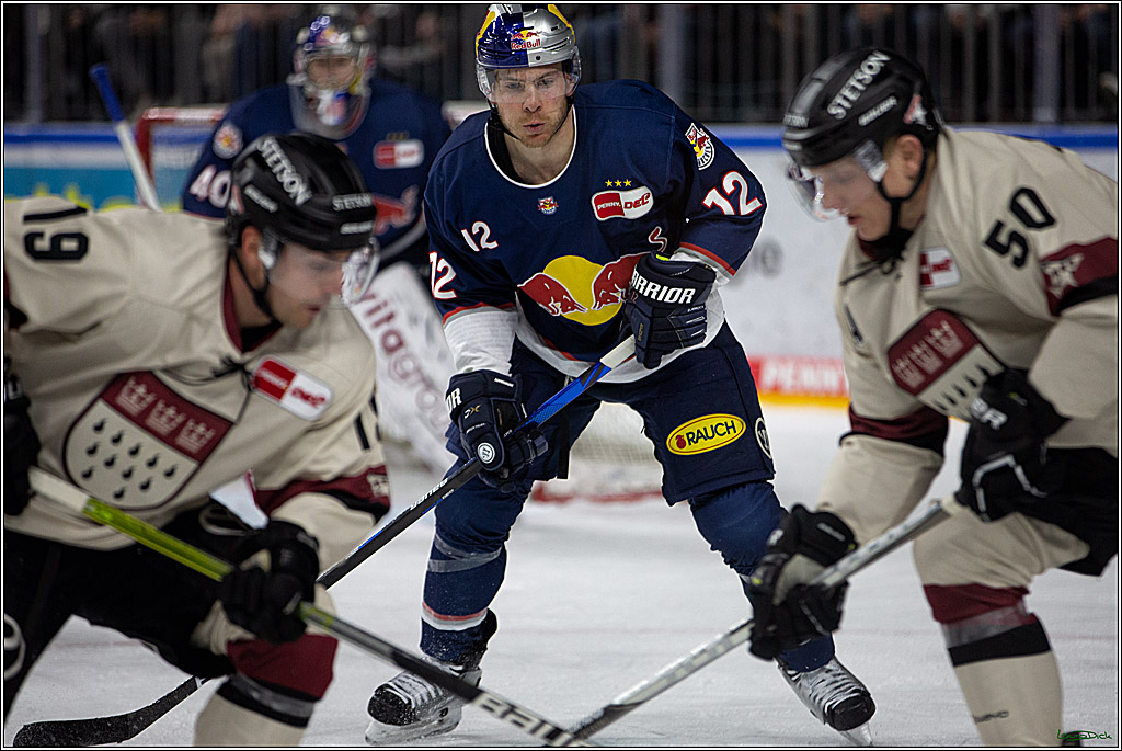 PENNY DEL; Koelner Haie - EHC Red Bull Muenchen; Koeln, 18.03.2022